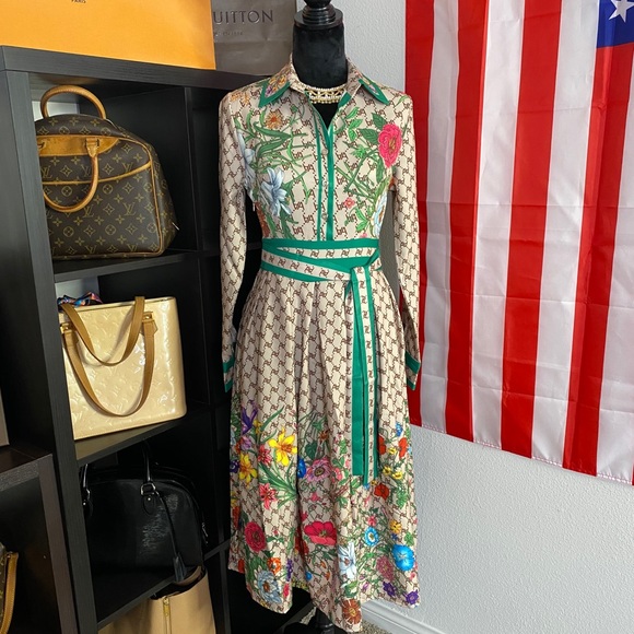 Beautiful Floral Dress - Picture 5 of 11